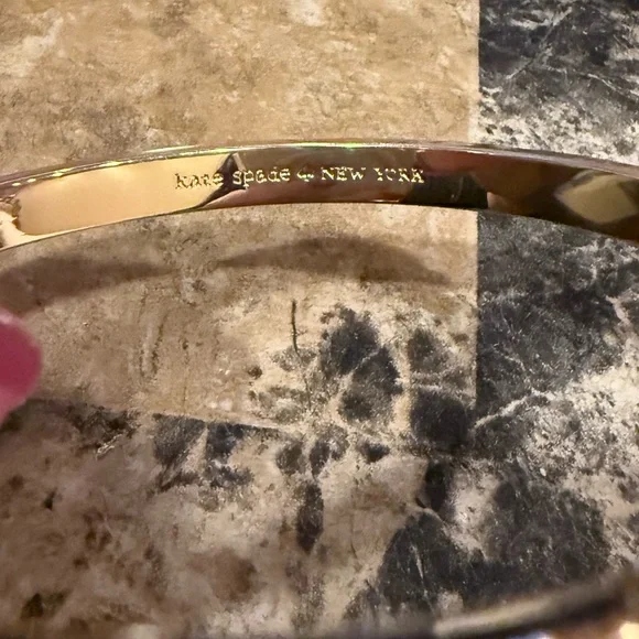 Kate Spade Take a Bow Cream Bangle Bracelet - Picture 5 of 7